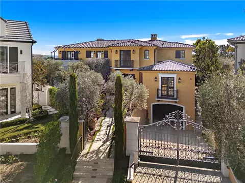 Exterior - 12 Thomas, Ladera Ranch, CA 92694 photo 1 of 13