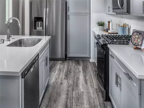Kitchen - 559 Toledo Way, Oceanside, CA 92057 photo 2 of 2