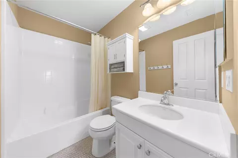 Bath - 78 Keepsake, Irvine, CA 92618 photo 3 of 3