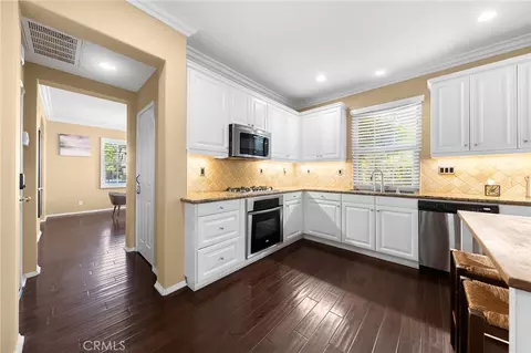 Kitchen - 78 Keepsake, Irvine, CA 92618 photo 2 of 5