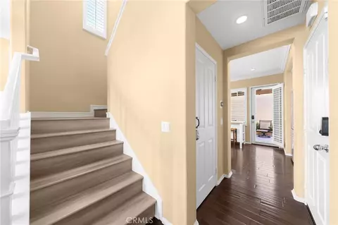 Entry Way - 78 Keepsake, Irvine, CA 92618 photo 3 of 8