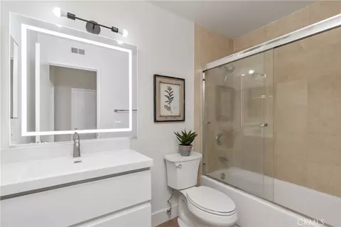 Bath - 1643 N Gilbert St, Fullerton, CA 92833 photo 2 of 2