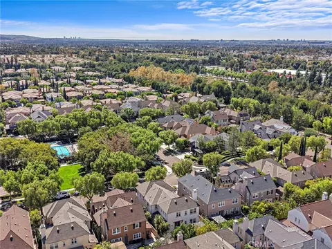 View/Area - 35 Stowe, Irvine, CA 92620 photo 3 of 6