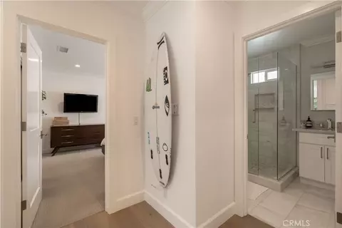 Entry Way - 339 E 19th, Costa Mesa, CA 92627 photo 6 of 6