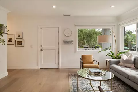 Entry Way - 339 E 19th, Costa Mesa, CA 92627 photo 1 of 6