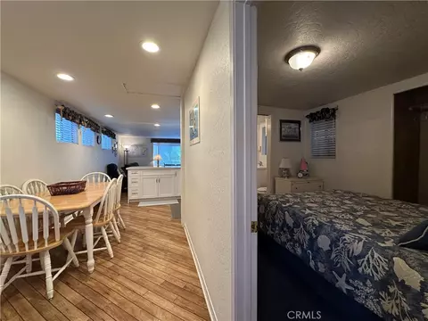 Entry Way - 352 Eucalyptus, Avalon, CA 90704 photo 2 of 4