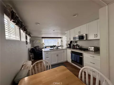 Kitchen - 352 Eucalyptus, Avalon, CA 90704 photo 1 of 4