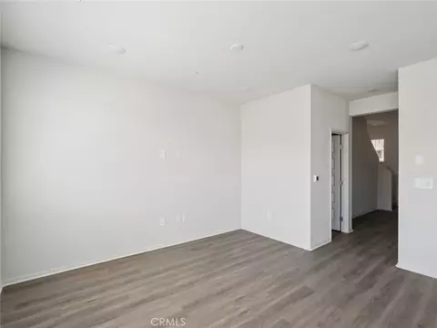 Living - 1940 Limetta Ln, Redlands, CA 92374 photo 2 of 2