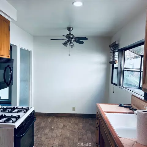 Kitchen - 438 Cedar, Long Beach, CA 90802 photo 1 of 3