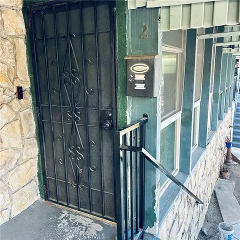 Entry Way - 438 Cedar, Long Beach, CA 90802 photo 1 of 1