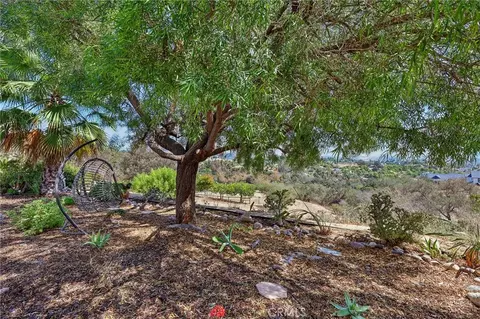 Exterior - 3676 Alta Vis, Fallbrook, CA 92028 photo 8 of 12