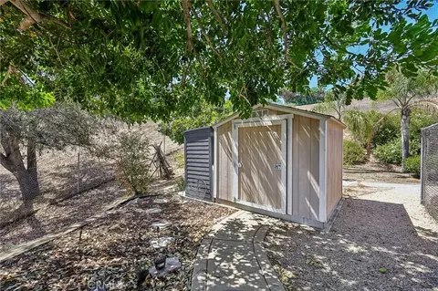 Exterior - 3676 Alta Vis, Fallbrook, CA 92028 photo 5 of 12