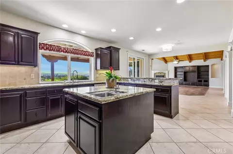 Kitchen - 3676 Alta Vis, Fallbrook, CA 92028 photo 3 of 5