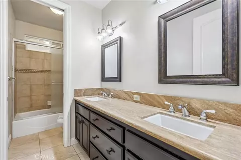 Bath - 3676 Alta Vis, Fallbrook, CA 92028 photo 2 of 6