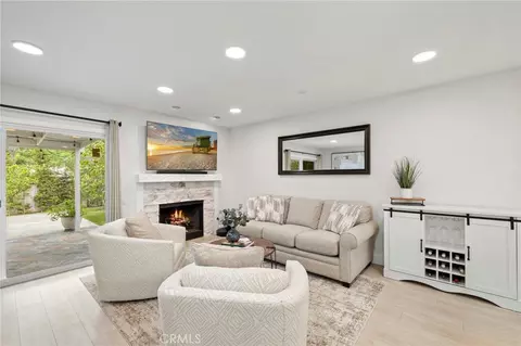 Living - 24 Sunfish, Irvine, CA 92604 photo 2 of 3