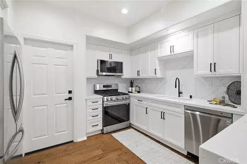 Kitchen - 33 Nightshade, Irvine, CA 92603 photo 1 of 2