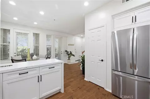 Entry Way - 33 Nightshade, Irvine, CA 92603 photo 3 of 3