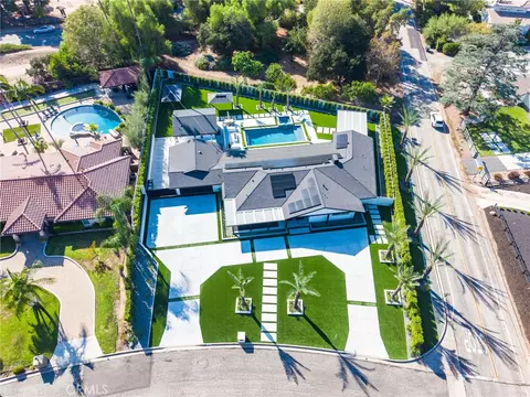 3271 Santa Maria, Fullerton, CA 92835