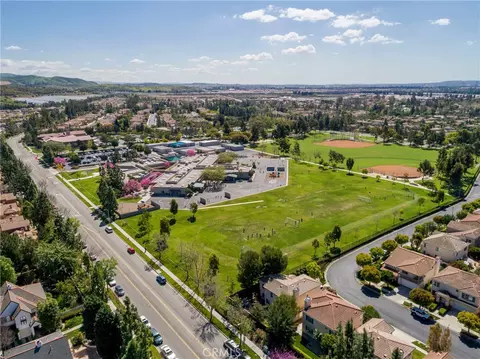 View/Area - 329 Rathbourne, Irvine, CA 92620 photo 8 of 12
