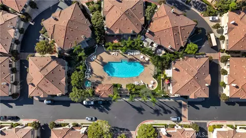 View/Area - 329 Rathbourne, Irvine, CA 92620 photo 2 of 12