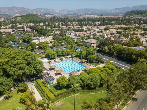 View/Area - 329 Rathbourne, Irvine, CA 92620 photo 6 of 12