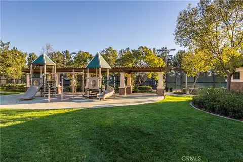 Exterior - 329 Rathbourne, Irvine, CA 92620 photo 6 of 7