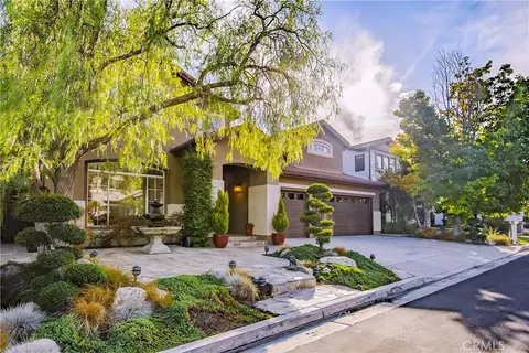 17 Roadrunner Ct, Trabuco Canyon, CA 92679