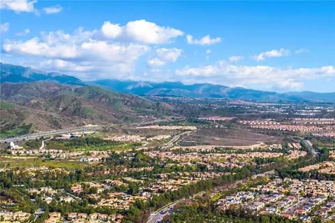 View/Area - 55 Fenway, Irvine, CA 92620 photo 1 of 7