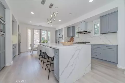 Kitchen - 21 Rose Trellis, Irvine, CA 92603 photo 2 of 4