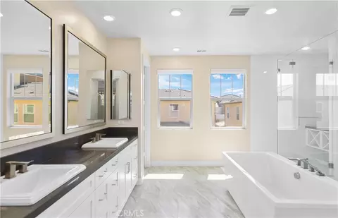 Entry Way - 68 Bolide, Irvine, CA 92618 photo 2 of 5