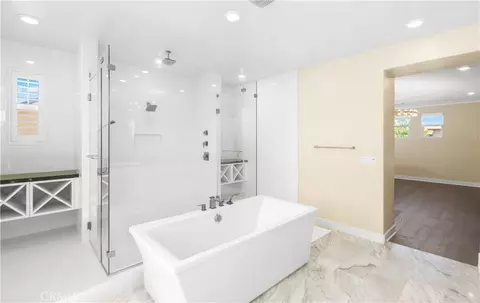 Bath - 68 Bolide, Irvine, CA 92618 photo 5 of 8