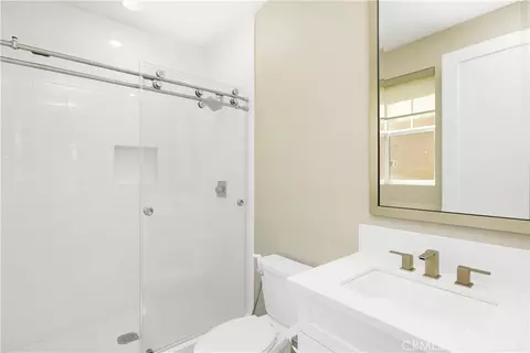 Bath - 68 Bolide, Irvine, CA 92618 photo 2 of 8