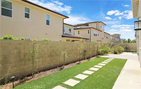 Exterior - 68 Bolide, Irvine, CA 92618 photo 7 of 13