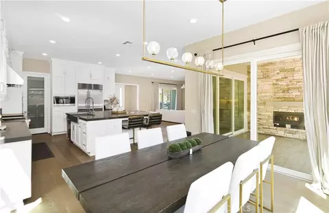 Dining - 68 Bolide, Irvine, CA 92618 photo 3 of 4