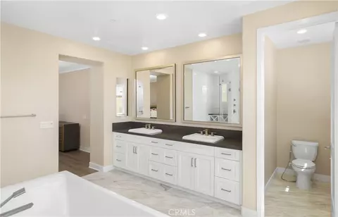 Entry Way - 68 Bolide, Irvine, CA 92618 photo 3 of 5