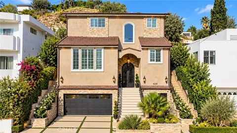 4228 Canoga Dr, Woodland Hills, CA 91364