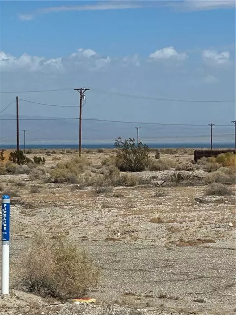 2925 Stardust Ave, Thermal, CA 92274 photo 4