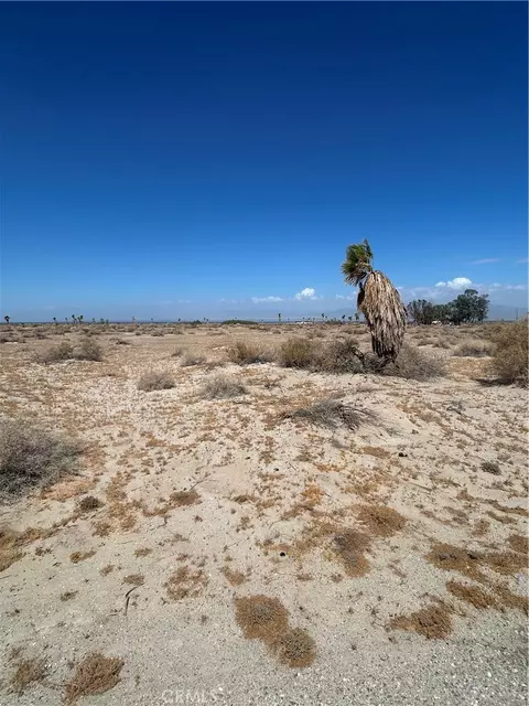 1376 Beacon Ave, Thermal, CA 92274