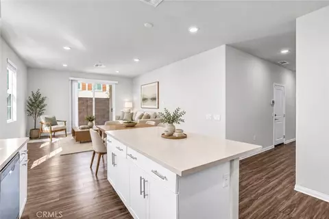Entry Way - 475 Meyer, Upland, CA 91786 photo 1 of 6