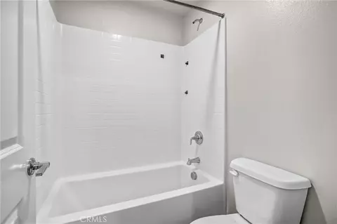 Bath - 475 Meyer, Upland, CA 91786 photo 4 of 4