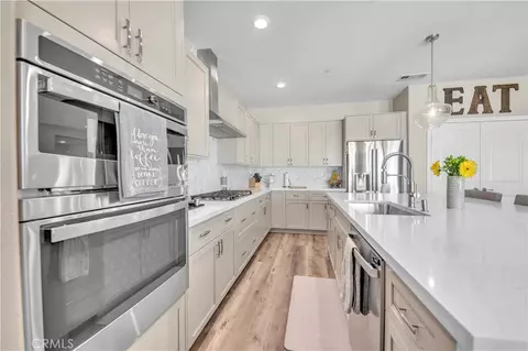 Kitchen - 30208 Sutton Ct, Menifee, CA 92584 photo 3 of 3