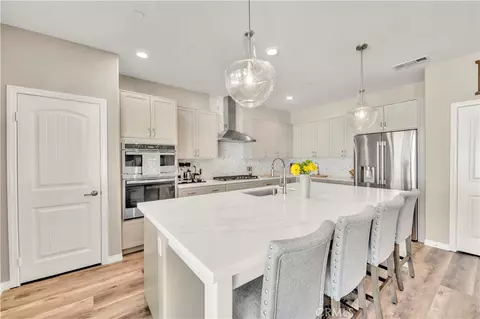 Kitchen - 30208 Sutton Ct, Menifee, CA 92584 photo 2 of 3