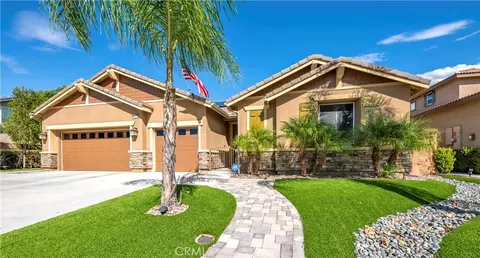 Exterior - 30208 Sutton Ct, Menifee, CA 92584 photo 6 of 9