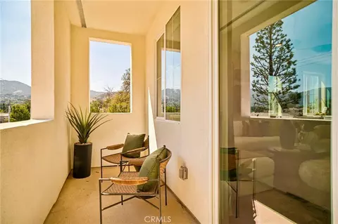 Exterior - 5871 Maplewood Ln #4, Simi Valley, CA 93063 photo 1 of 1