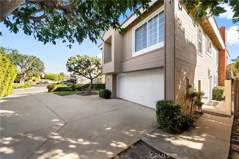 Exterior - 41 Hermosa, Irvine, CA 92620 photo 6 of 7