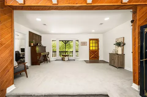Entry Way - 28151 Modjeska Grade Rd, Silverado, CA 92676 photo 2 of 3