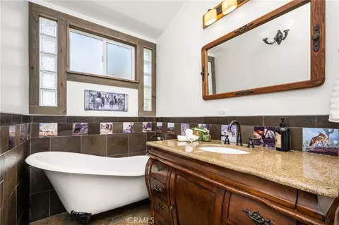 Bath - 28151 Modjeska Grade Rd, Silverado, CA 92676 photo 3 of 5
