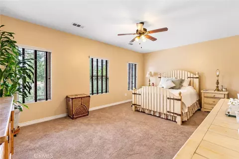 Bedroom - 20000 Bald Mtn, Tehachapi, CA 93561 photo 1 of 4