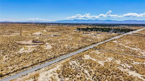 47712 Challenger Way, Lancaster, CA 93535 photo 12
