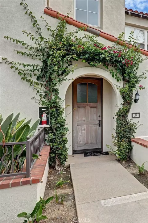 8 Celano Ct, Newport Coast, CA 92657